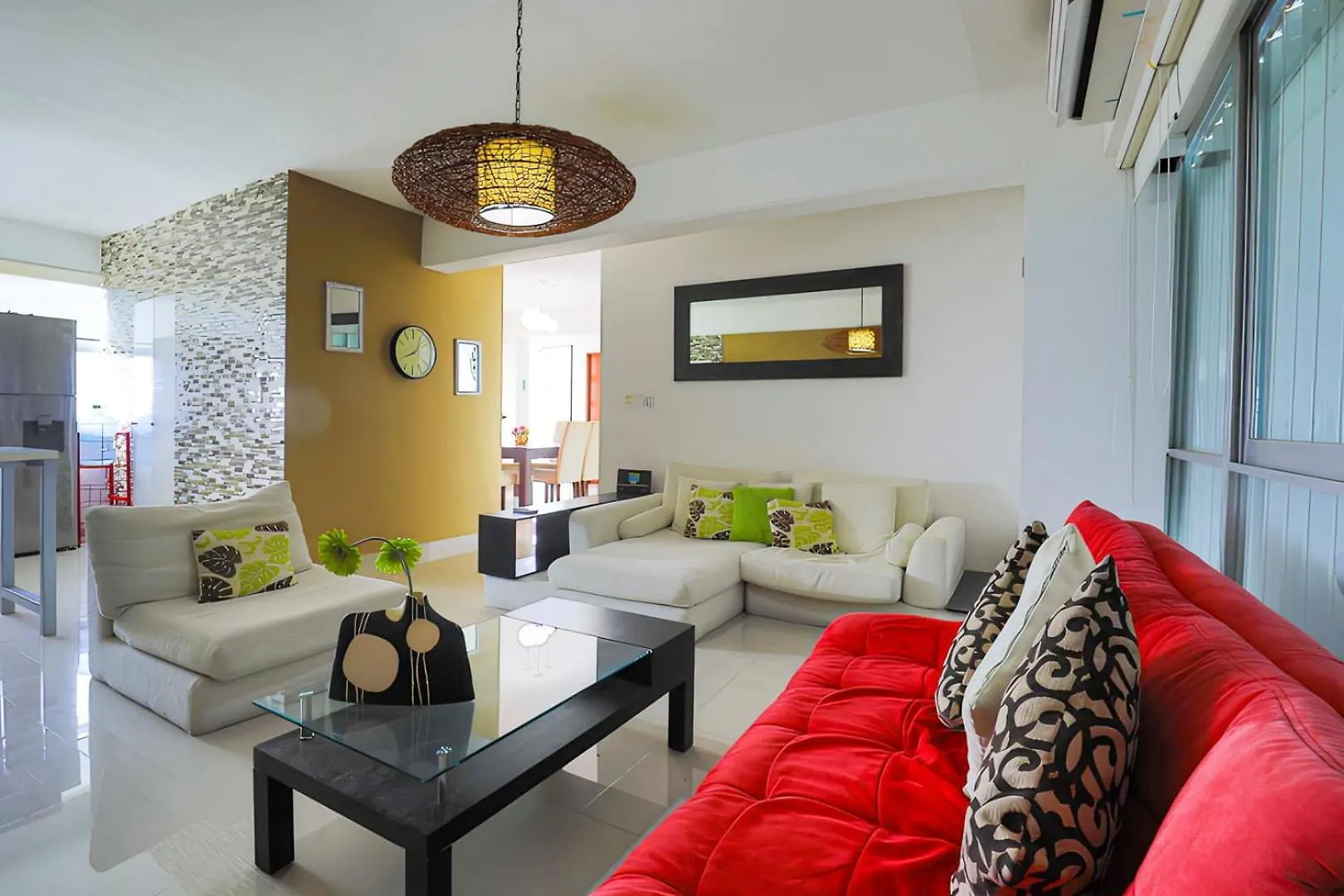 Spacious Apartment With Gym & Pool Cancún