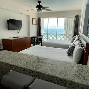 Capitan Sea View Cancun